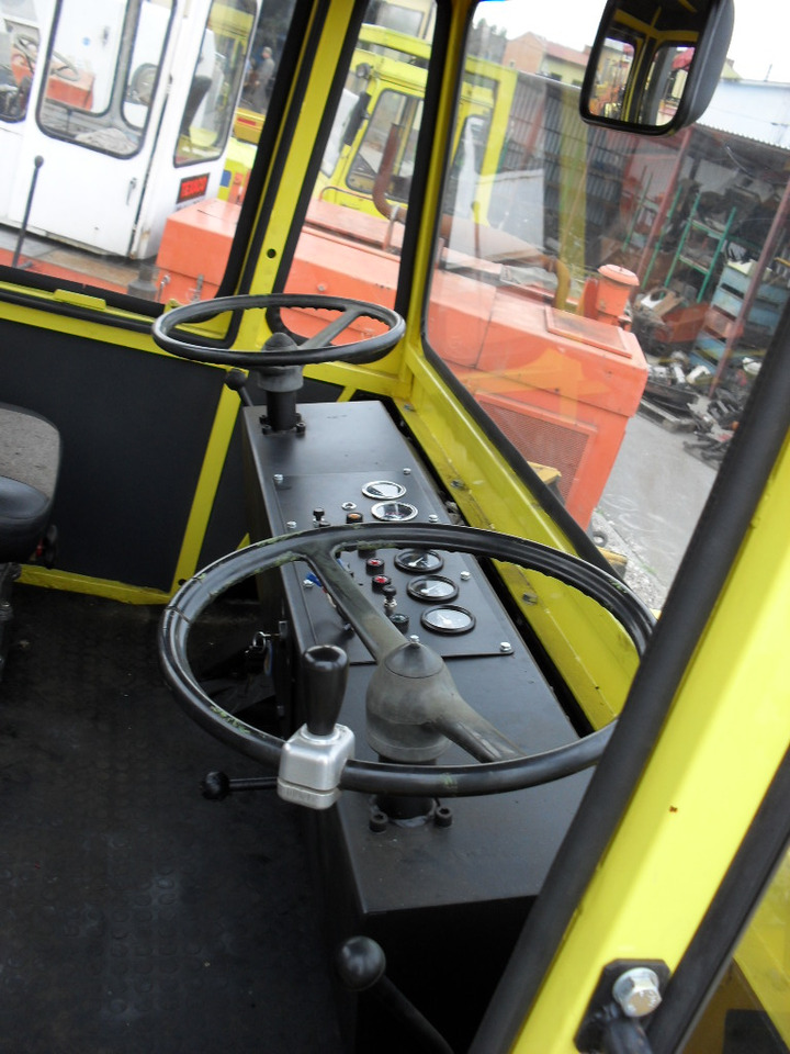 Stavostroj Remasz VP200 - Pneumatikový valec: obrázok 4 Stavostroj Remasz VP200 - Pneumatikový valec: obrázok 4