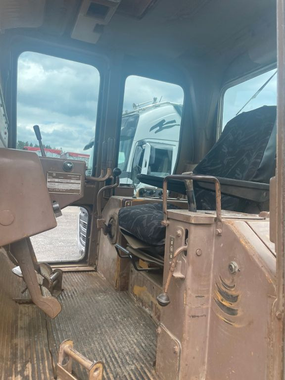 CAT CAT D6D CAT D6D - Buldozér: obrázok 5 CAT CAT D6D CAT D6D - Buldozér: obrázok 5