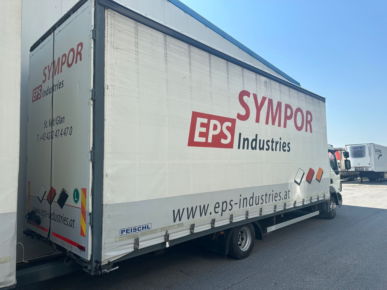 DAF LF 250 Schalter 120m° TÜV - Plachtové nákladné vozidlo: obrázok 3 DAF LF 250 Schalter 120m° TÜV - Plachtové nákladné vozidlo: obrázok 3