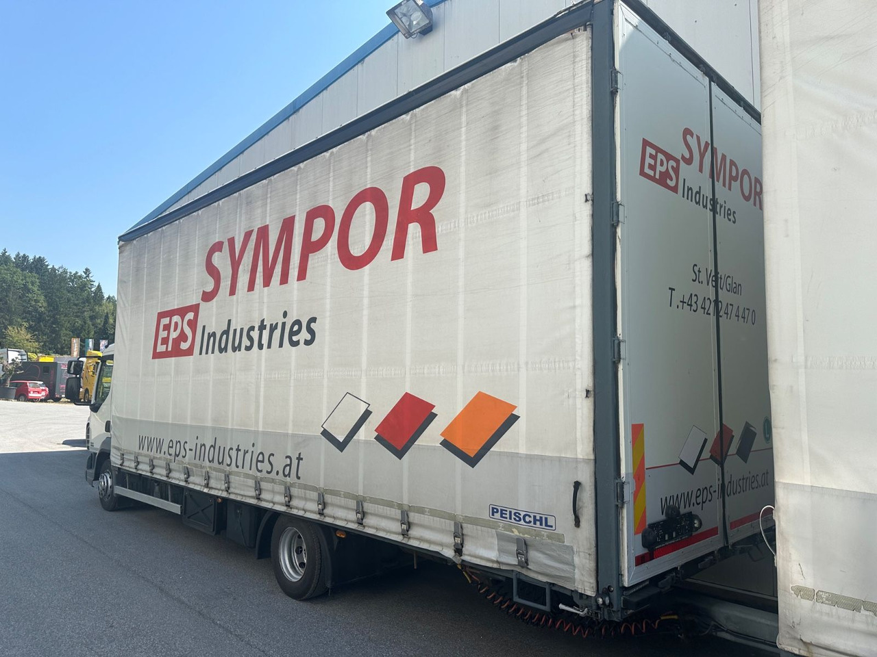 DAF LF 250 Schalter 120m° TÜV - Plachtové nákladné vozidlo: obrázok 4 DAF LF 250 Schalter 120m° TÜV - Plachtové nákladné vozidlo: obrázok 4