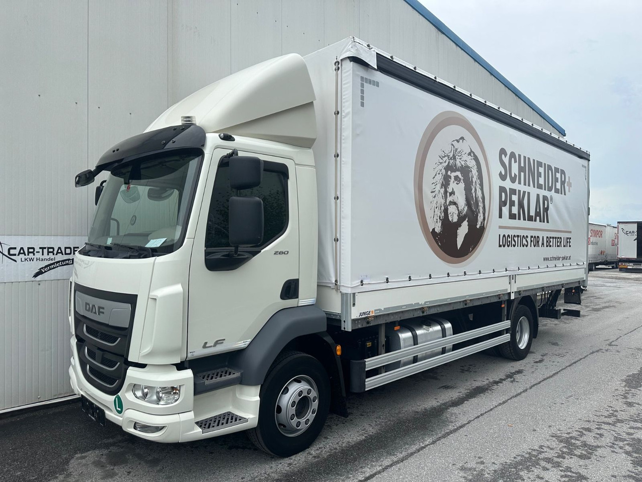 DAF LF 260 16T LBW Garantie - Plachtové nákladné vozidlo: obrázok 1 DAF LF 260 16T LBW Garantie - Plachtové nákladné vozidlo: obrázok 1