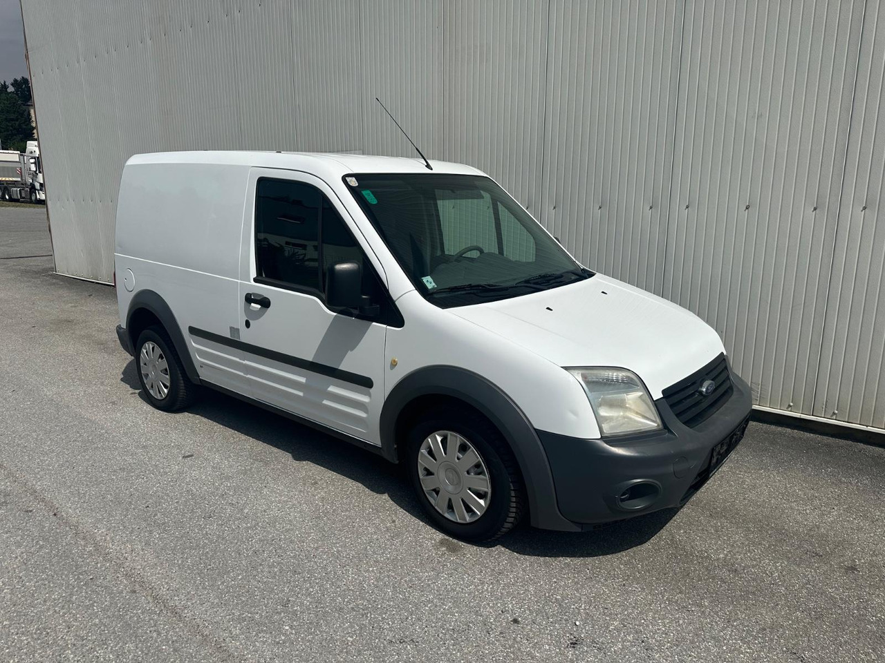 Ford Transit Connect - Furgon: obrázok 2 Ford Transit Connect - Furgon: obrázok 2