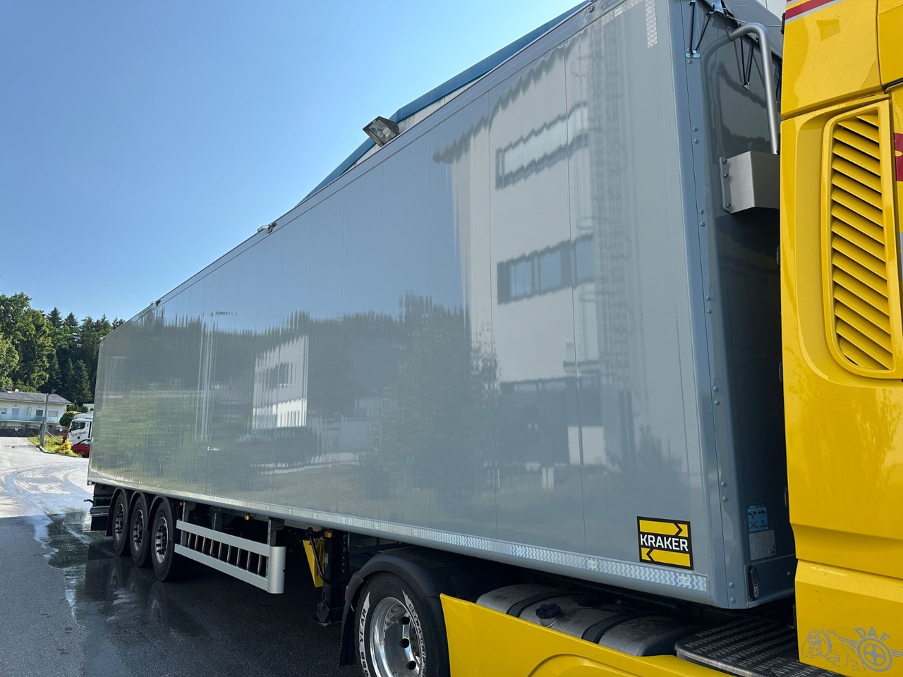 Kraker CF-200ZL Lift 92m³ - Náves s posuvnou podlahou: obrázok 2 Kraker CF-200ZL Lift 92m³ - Náves s posuvnou podlahou: obrázok 2