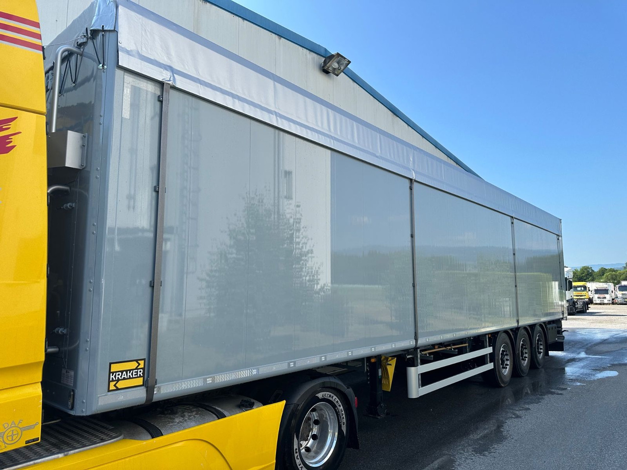 Kraker CF-200ZL Lift 92m³ - Náves s posuvnou podlahou: obrázok 1 Kraker CF-200ZL Lift 92m³ - Náves s posuvnou podlahou: obrázok 1