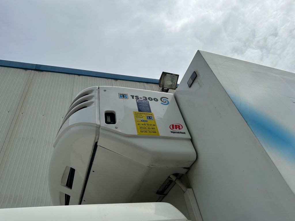 MAN LE 14.220 TKTS300 -29C LBW - Chladirenské nákladné vozidlo: obrázok 5 MAN LE 14.220 TKTS300 -29C LBW - Chladirenské nákladné vozidlo: obrázok 5