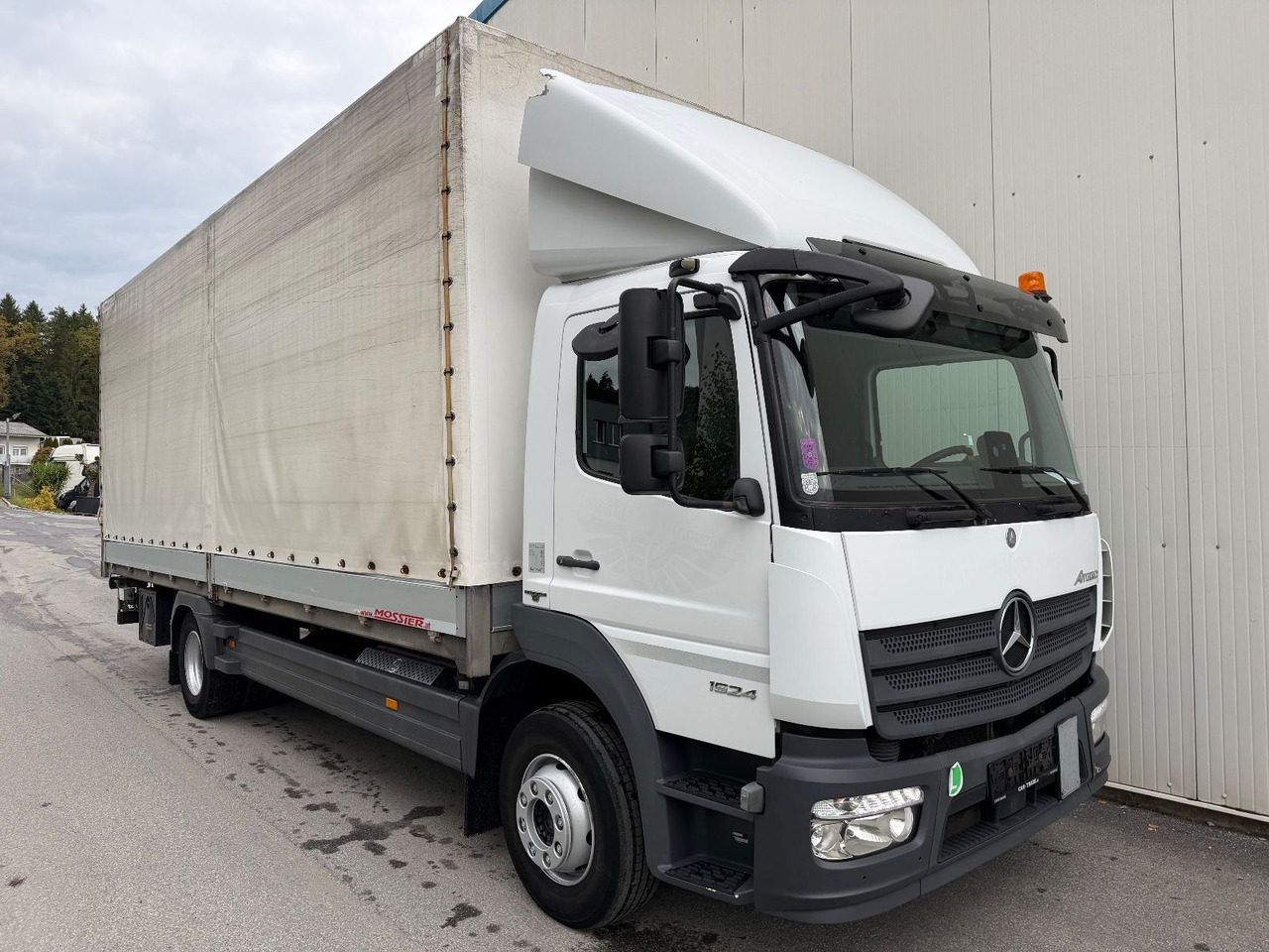Mercedes-Benz Atego 1524 2T LBW TÜV - Plachtové nákladné vozidlo: obrázok 2 Mercedes-Benz Atego 1524 2T LBW TÜV - Plachtové nákladné vozidlo: obrázok 2