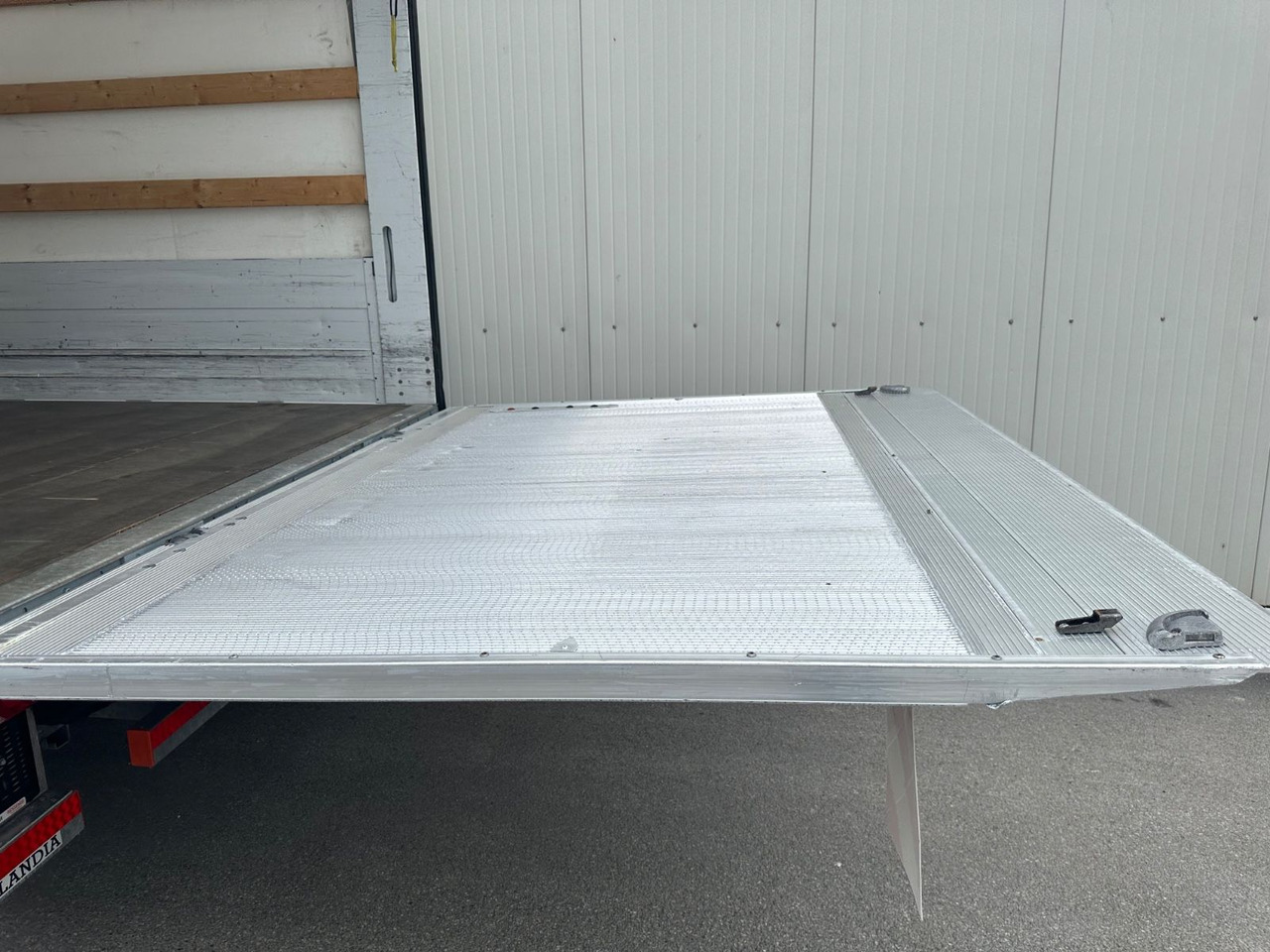 Mercedes-Benz Atego 1524 BigSpace LBW Navi/Kamera - Plachtové nákladné vozidlo: obrázok 5 Mercedes-Benz Atego 1524 BigSpace LBW Navi/Kamera - Plachtové nákladné vozidlo: obrázok 5