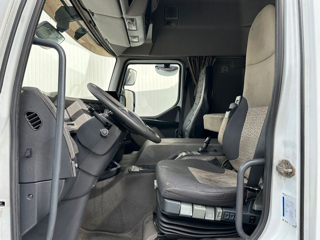 Renault Premium 380.18 EEV Supra/LBW Renault Premium 380.18 EEV Supra/LBW - Chladirenské nákladné vozidlo: obrázok 5 Renault Premium 380.18 EEV Supra/LBW Renault Premium 380.18 EEV Supra/LBW - Chladirenské nákladné vozidlo: obrázok 5