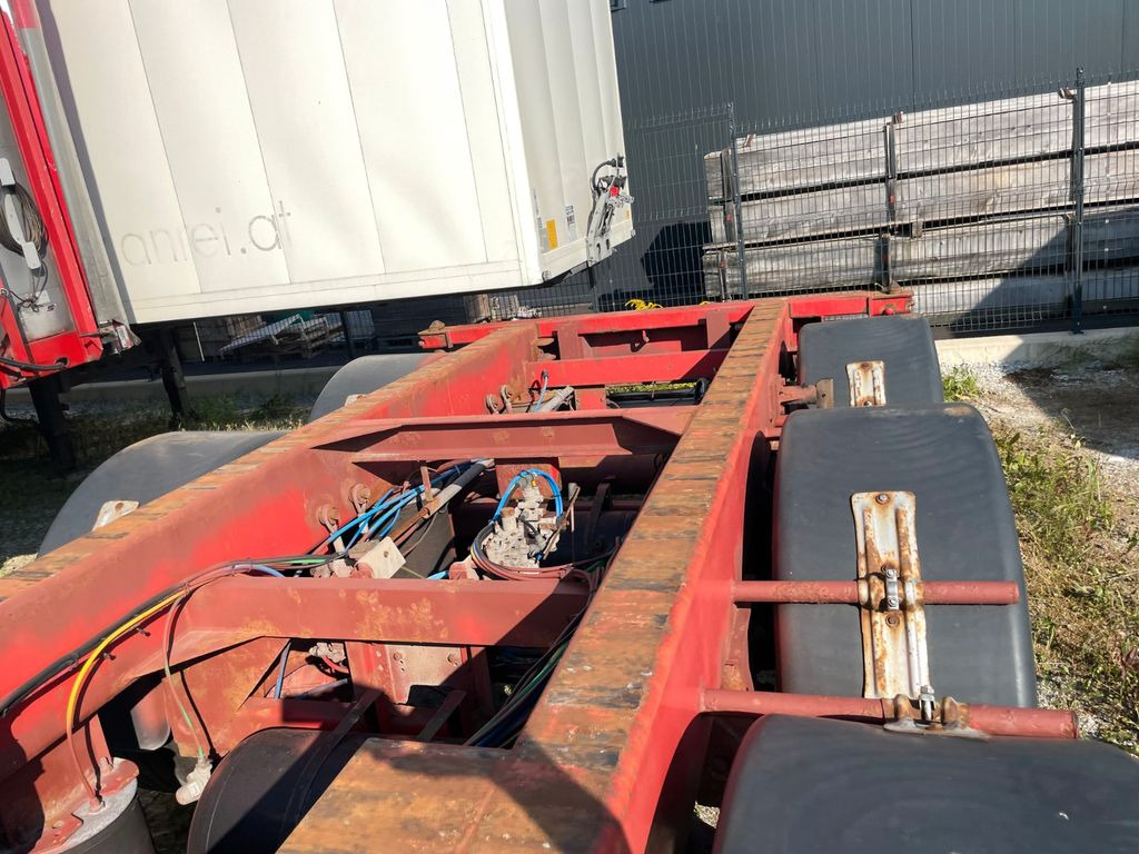 Renders 3 Achs Teleskop Liftachse Renders 3 Achs Teleskop Liftachse - Náves preprava kontajnerov/ Výmenná nadstavba: obrázok 5 Renders 3 Achs Teleskop Liftachse Renders 3 Achs Teleskop Liftachse - Náves preprava kontajnerov/ Výmenná nadstavba: obrázok 5