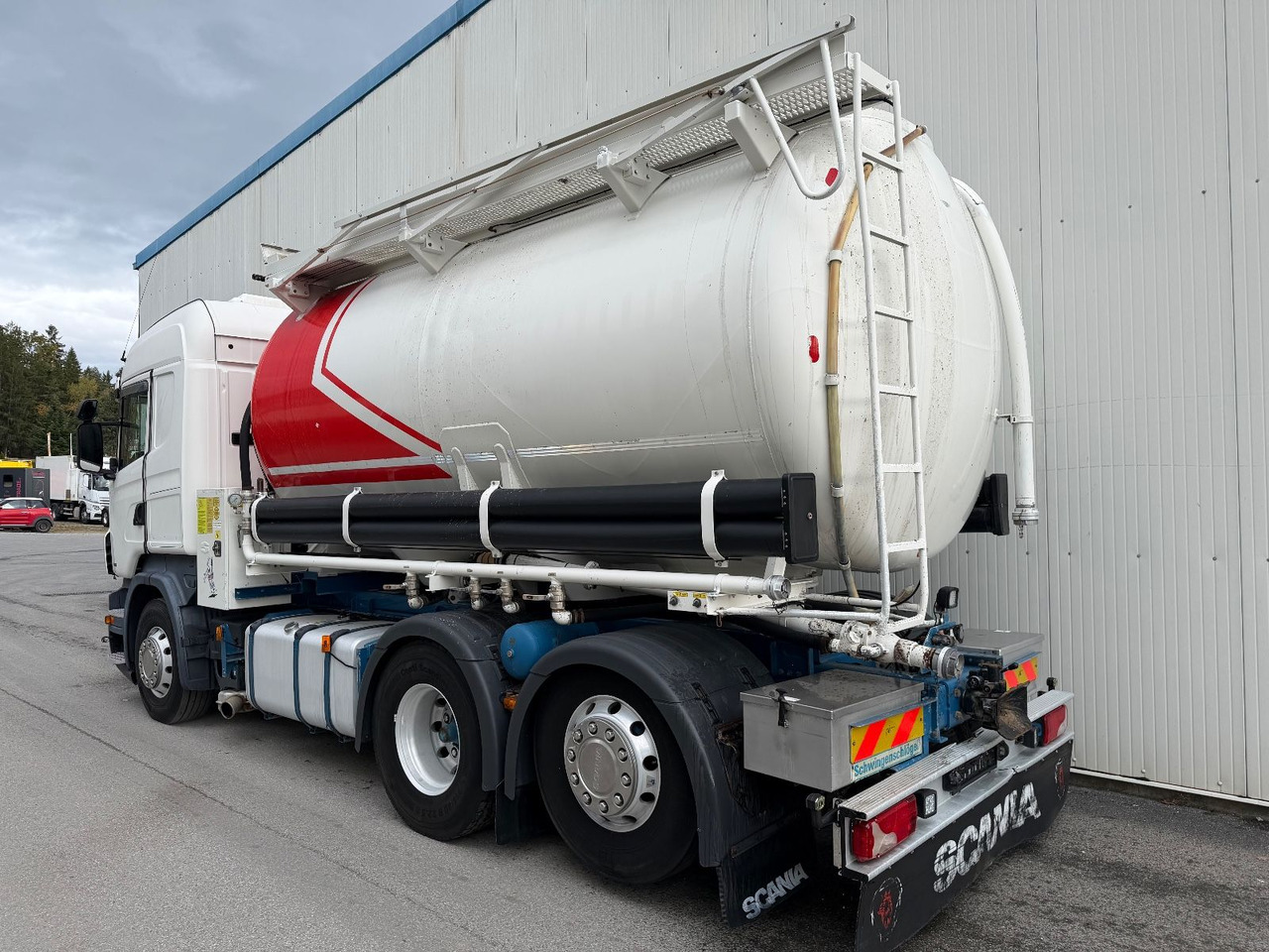 Scania R 480 Opticruise Highline Retarder PTO Standklim - Fekálne vozidlo: obrázok 3 Scania R 480 Opticruise Highline Retarder PTO Standklim - Fekálne vozidlo: obrázok 3