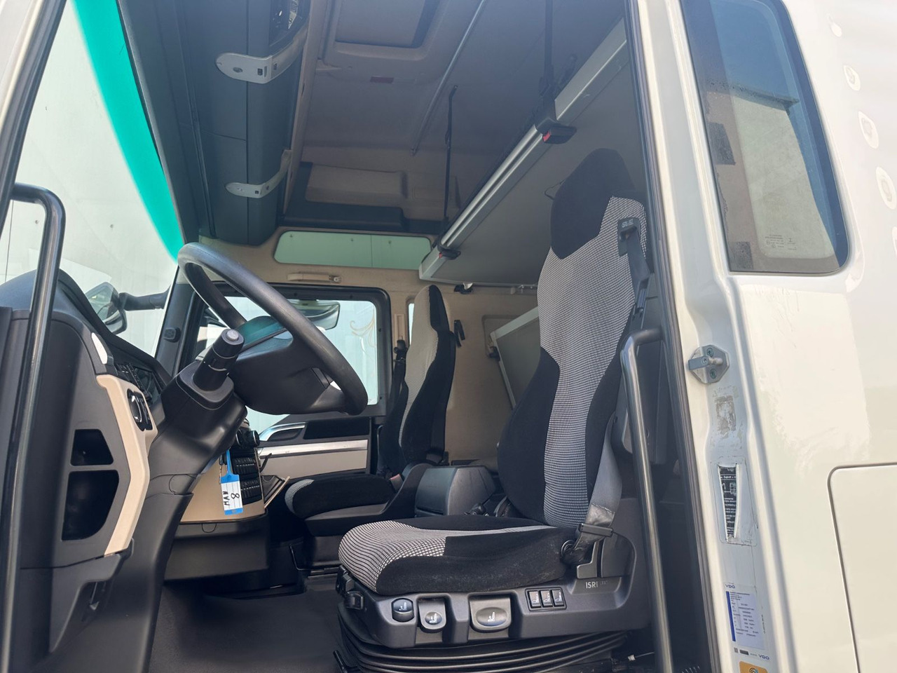 MAN TGX 18.460 XXL Intarder/Standklima - Ťahač: obrázok 5 MAN TGX 18.460 XXL Intarder/Standklima - Ťahač: obrázok 5