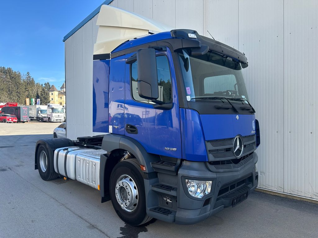 Mercedes-Benz Antos 1836 Mercedes-Benz Antos 1836 - Ťahač: obrázok 2 Mercedes-Benz Antos 1836 Mercedes-Benz Antos 1836 - Ťahač: obrázok 2