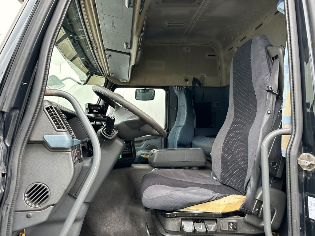 Volvo FM 440 VEB+ Analog Supra 850 Volvo FM 440 VEB+ Analog Supra 850 - Chladirenské nákladné vozidlo: obrázok 5 Volvo FM 440 VEB+ Analog Supra 850 Volvo FM 440 VEB+ Analog Supra 850 - Chladirenské nákladné vozidlo: obrázok 5