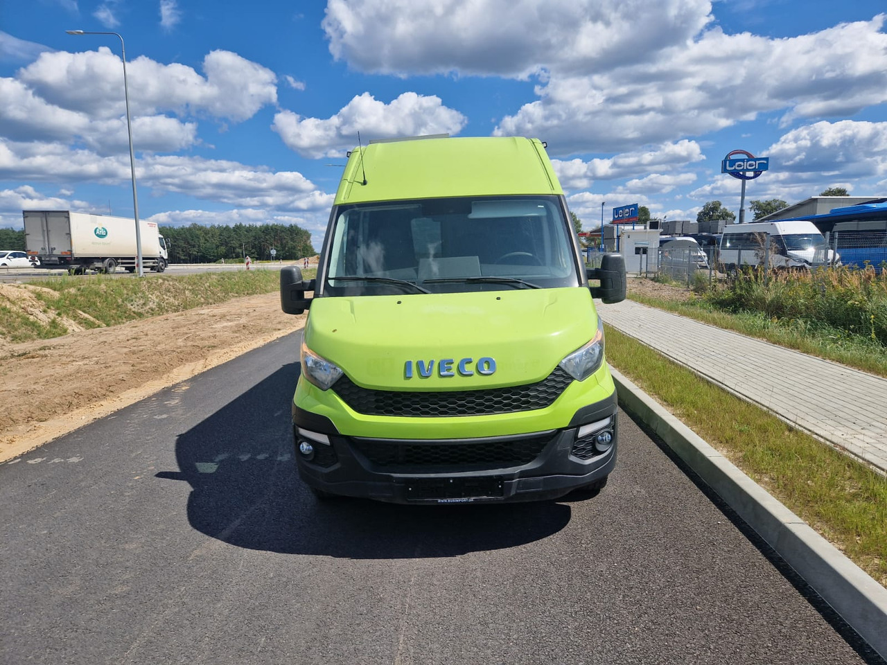 IVECO DAILY FORVEDA - Integrované obytné auto: obrázok 4 IVECO DAILY FORVEDA - Integrované obytné auto: obrázok 4
