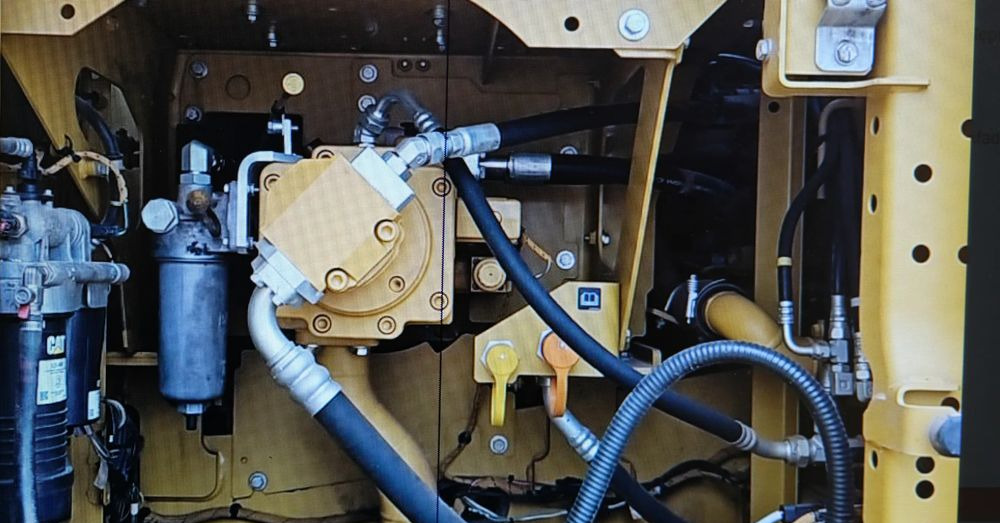 Caterpillar cat 320 - Pásové rýpadlo: obrázok 2 Caterpillar cat 320 - Pásové rýpadlo: obrázok 2