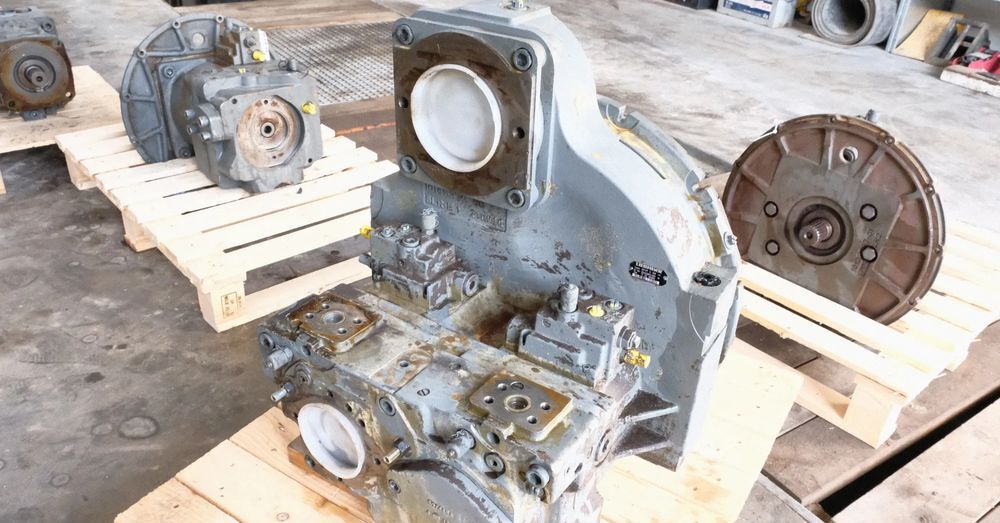 Pompa liebherr,R906,R914C,R916,R924,R926,R934,R944 DPVP 0 108 np koparki R926 ,R934C - Hydraulika: obrázok 1 Pompa liebherr,R906,R914C,R916,R924,R926,R934,R944 DPVP 0 108 np koparki R926 ,R934C - Hydraulika: obrázok 1