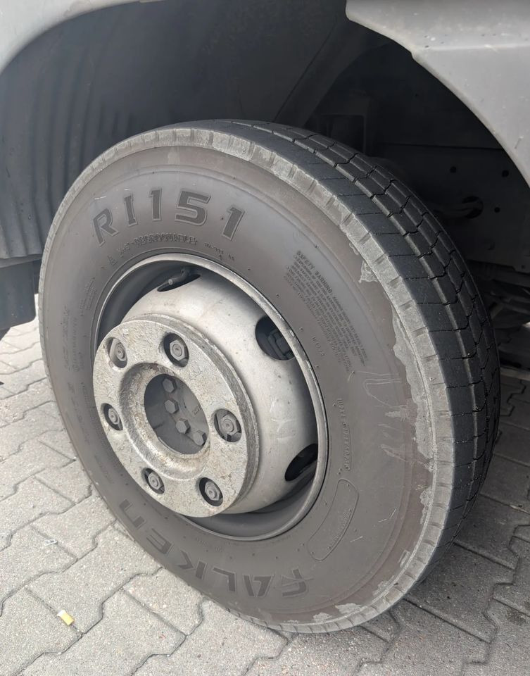 Plachtové nákladné vozidlo MAN TGL: obrázok 6