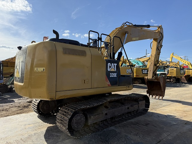 CAT 320E-2 - Pásové rýpadlo: obrázok 4 CAT 320E-2 - Pásové rýpadlo: obrázok 4