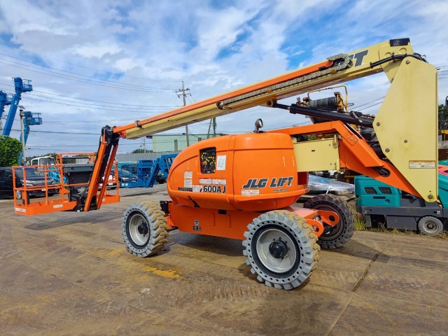 JLG 600AJN - Kĺbová pracovná plošina: obrázok 3 JLG 600AJN - Kĺbová pracovná plošina: obrázok 3