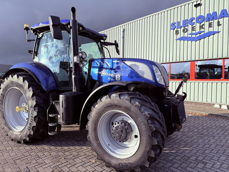 New Holland T7.270 AC Stage V Blue Power - Traktor: obrázok 3 New Holland T7.270 AC Stage V Blue Power - Traktor: obrázok 3