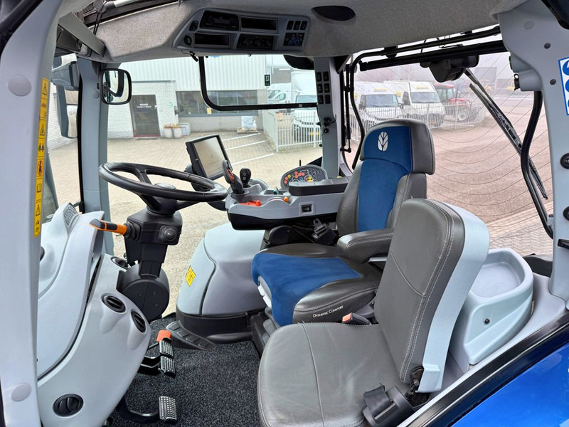 New Holland T7.270AC Stage V - Traktor: obrázok 5 New Holland T7.270AC Stage V - Traktor: obrázok 5