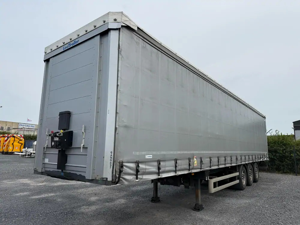 LeciTrailer Tautliner 3E20 Tautliner 3E20*1er essieu relevable*essieux SAF - Plachtový náves: obrázok 1 LeciTrailer Tautliner 3E20 Tautliner 3E20*1er essieu relevable*essieux SAF - Plachtový náves: obrázok 1