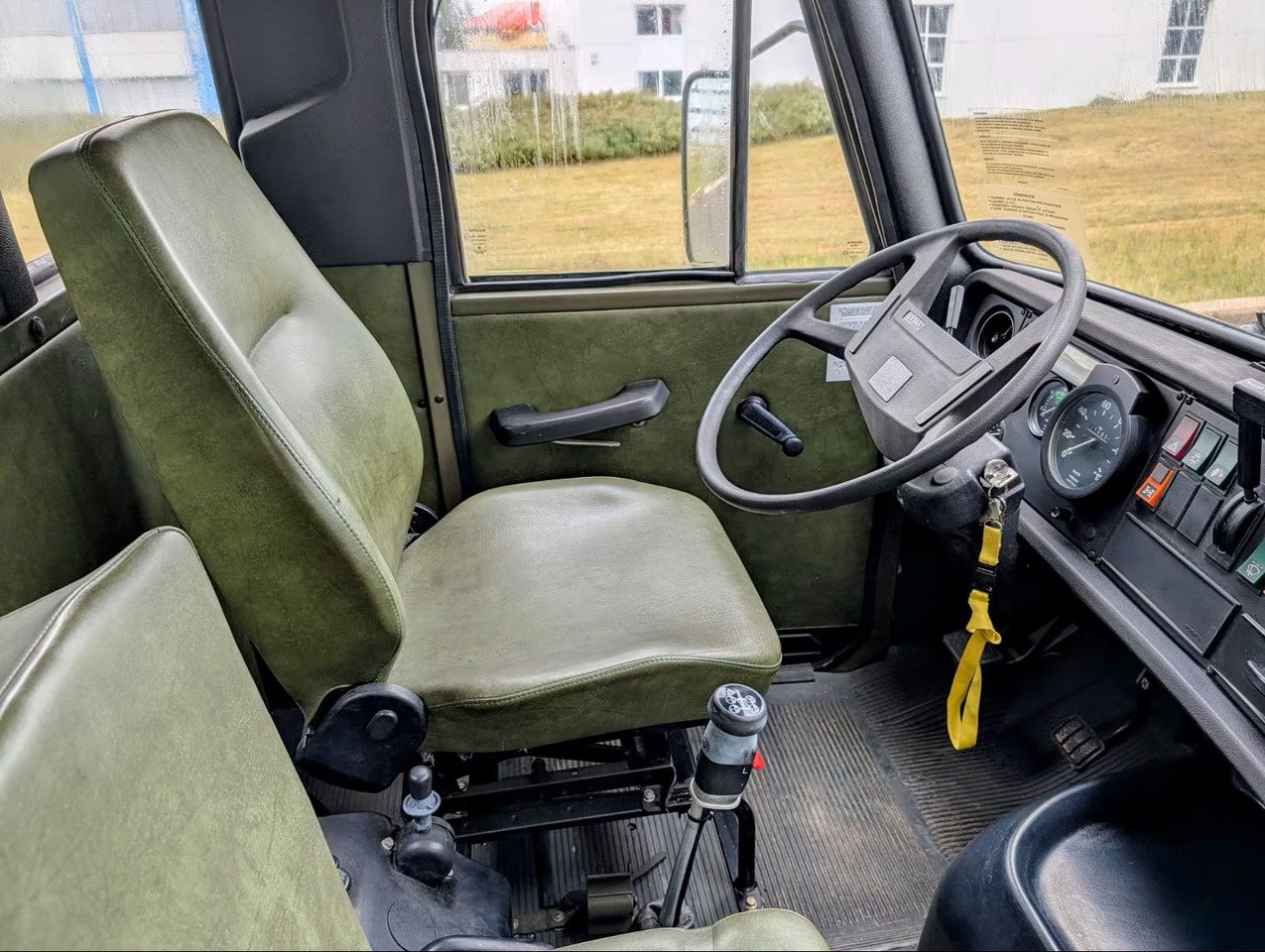 VOLVO N10 - Skříňový nákladní auto: obrázok 5 VOLVO N10 - Skříňový nákladní auto: obrázok 5