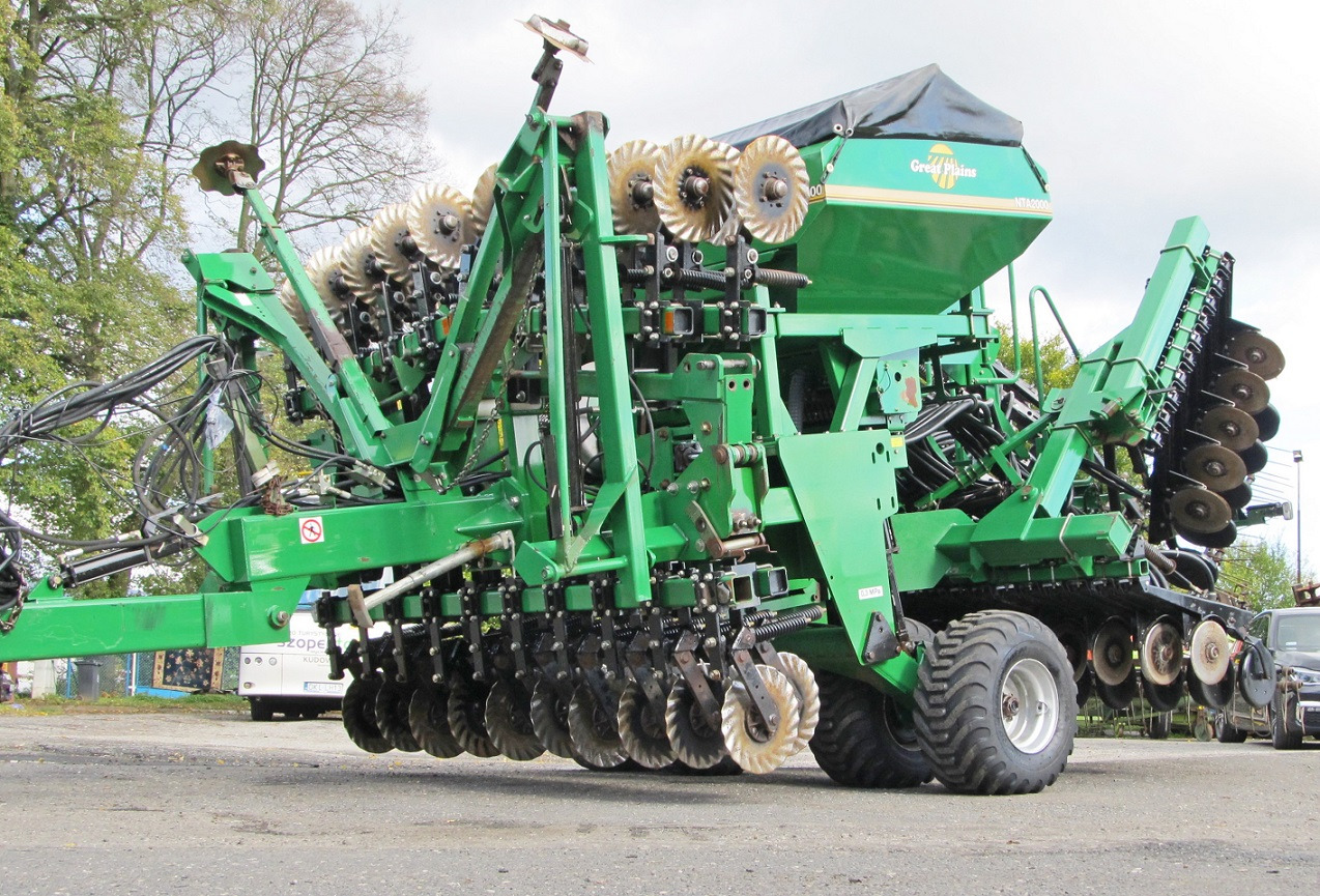 GREAT PLAINS NTA 2000 - 2008 ROK - Univerzálny sejací stroj: obrázok 2 GREAT PLAINS NTA 2000 - 2008 ROK - Univerzálny sejací stroj: obrázok 2