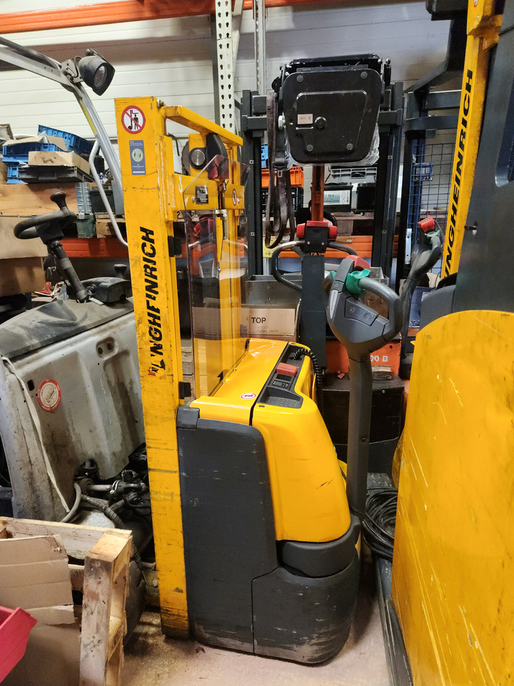 JUNGHEINRICH EJC110 250ZT - Stohovač: obrázok 1 JUNGHEINRICH EJC110 250ZT - Stohovač: obrázok 1