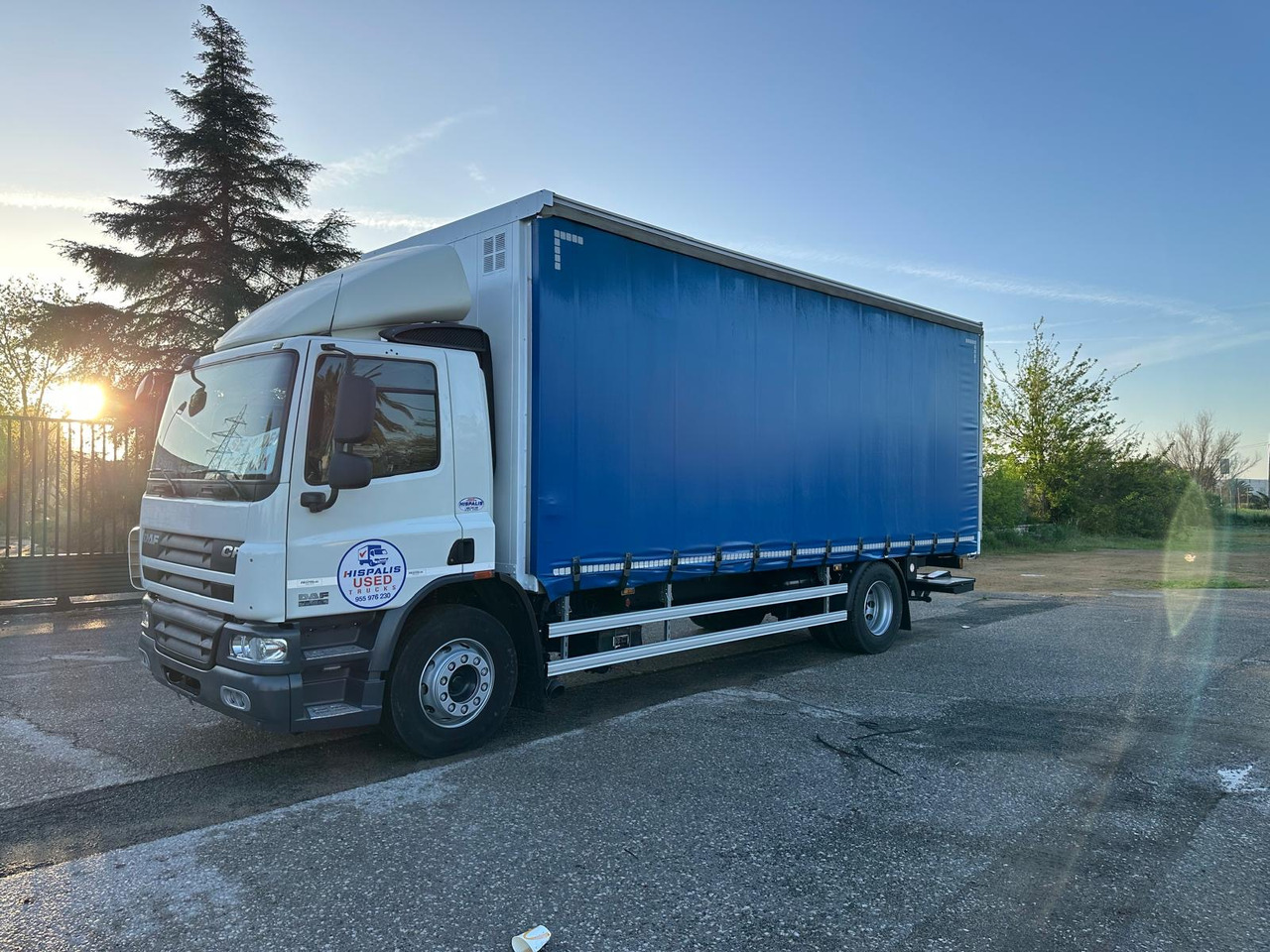 DAF CF 75.310 - Plachtové nákladné vozidlo: obrázok 5 DAF CF 75.310 - Plachtové nákladné vozidlo: obrázok 5