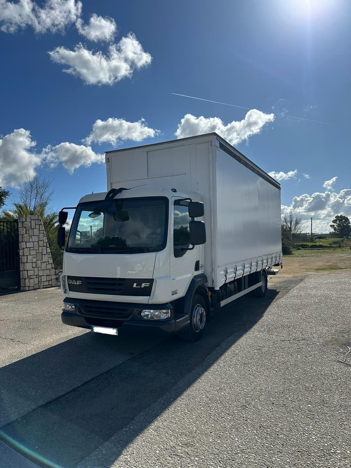 DAF LF 45.250 - Plachtové nákladné vozidlo: obrázok 1 DAF LF 45.250 - Plachtové nákladné vozidlo: obrázok 1