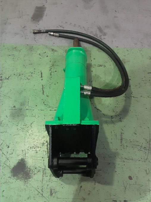 MONTABERT BRP70 - Hydraulické kladivo: obrázok 2 MONTABERT BRP70 - Hydraulické kladivo: obrázok 2