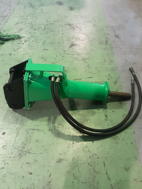 MONTABERT BRP70 - Hydraulické kladivo: obrázok 4 MONTABERT BRP70 - Hydraulické kladivo: obrázok 4