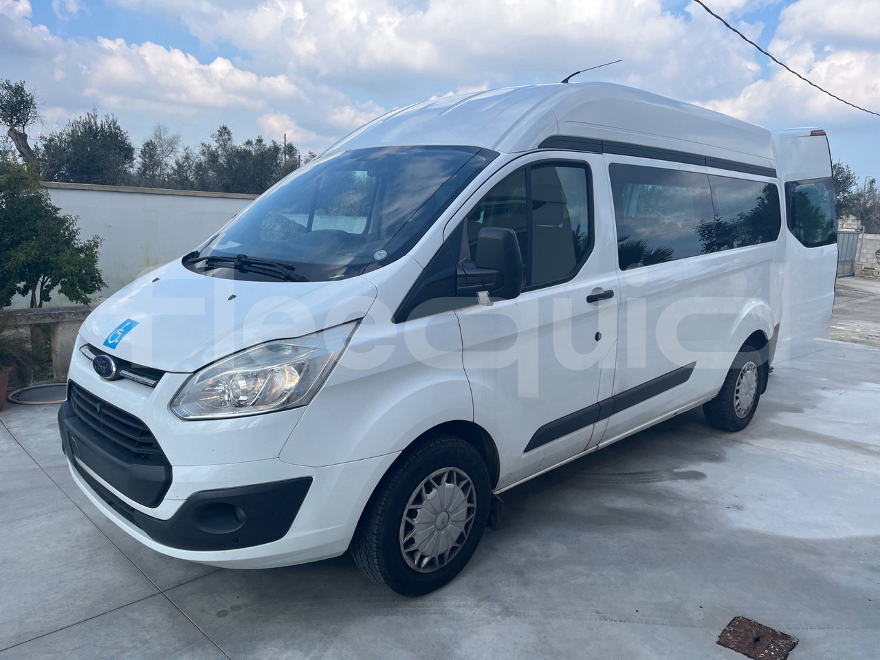 Ford Transit - Minibus, Mikrobus: obrázok 4 Ford Transit - Minibus, Mikrobus: obrázok 4