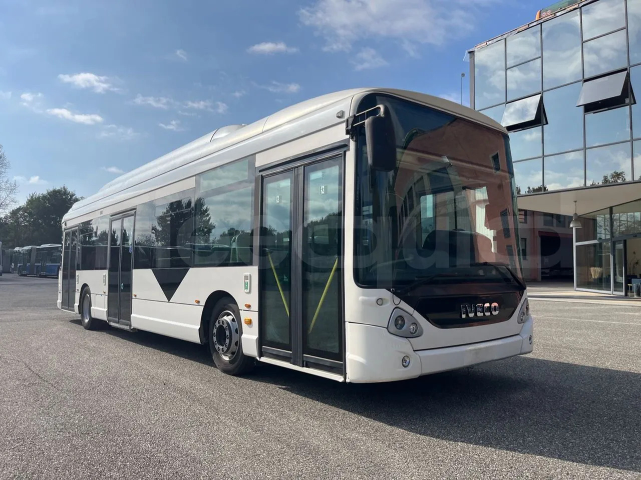 Heuliez GX 337 ELEC - Mestský autobus, Elektrobus: obrázok 1 Heuliez GX 337 ELEC - Mestský autobus, Elektrobus: obrázok 1