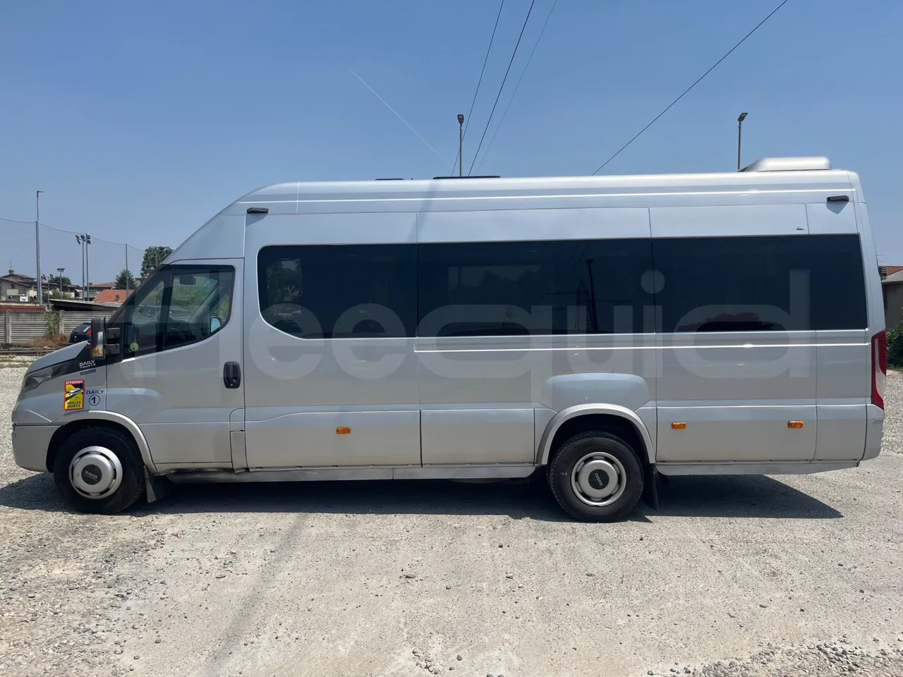 Minibus, Mikrobus Iveco Daily: obrázok 12