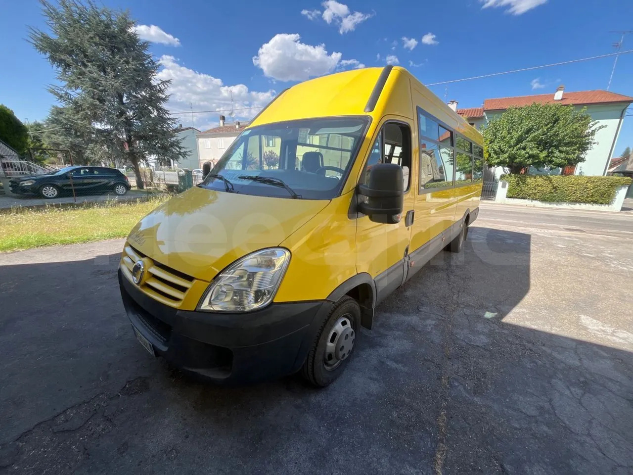 Iveco Daily - Školský autobus: obrázok 4 Iveco Daily - Školský autobus: obrázok 4