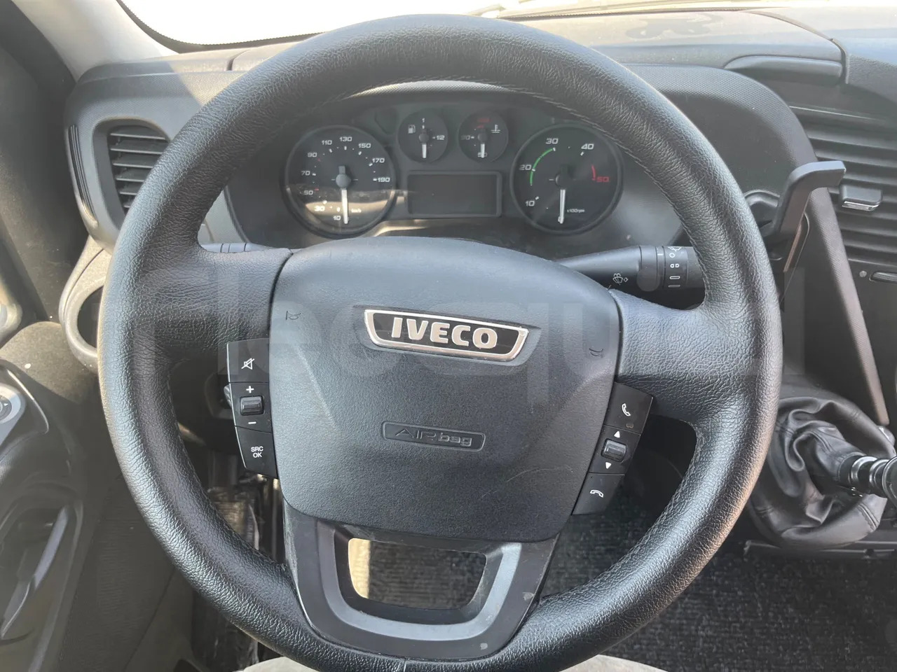 Minibus, Mikrobus Iveco Daily: obrázok 20