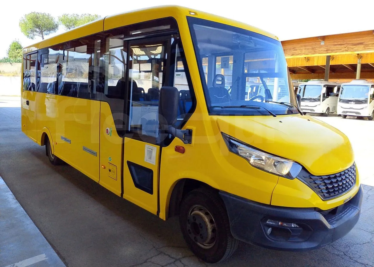 Iveco Indcar - Školský autobus: obrázok 1 Iveco Indcar - Školský autobus: obrázok 1