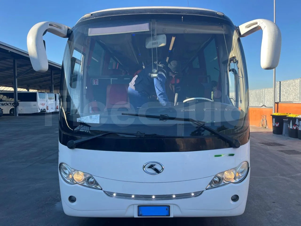 King Long XMQ6900 - Autokar: obrázok 2 King Long XMQ6900 - Autokar: obrázok 2