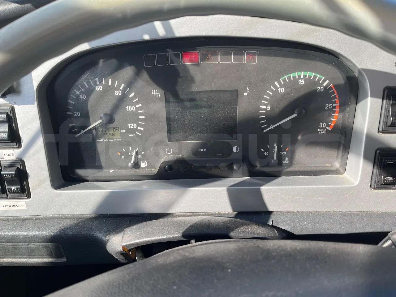 King Long XMQ6996 - Autokar: obrázok 3 King Long XMQ6996 - Autokar: obrázok 3