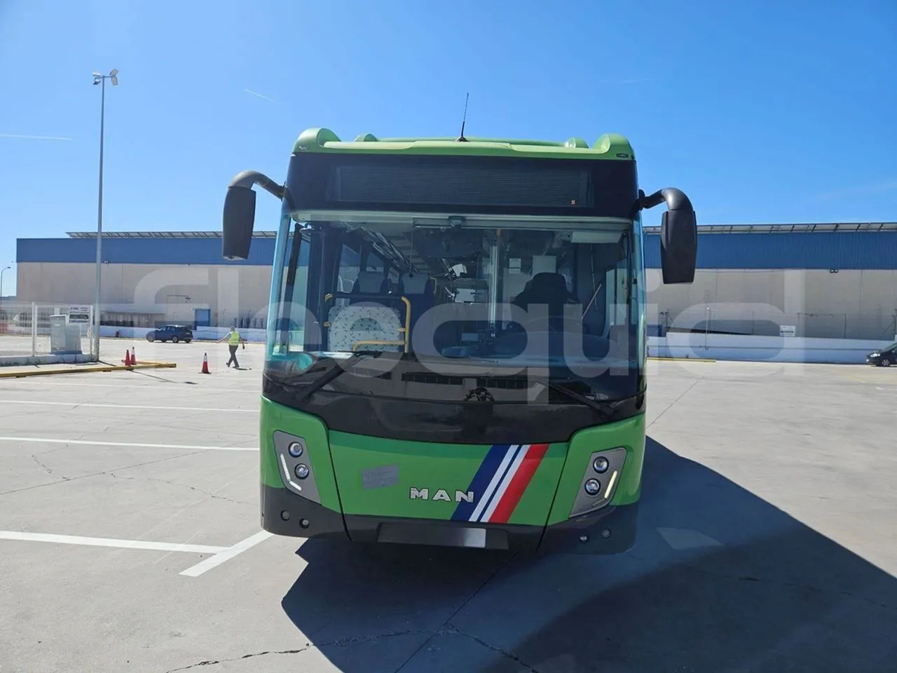 Man Castrosua - Prímestský autobus: obrázok 2 Man Castrosua - Prímestský autobus: obrázok 2