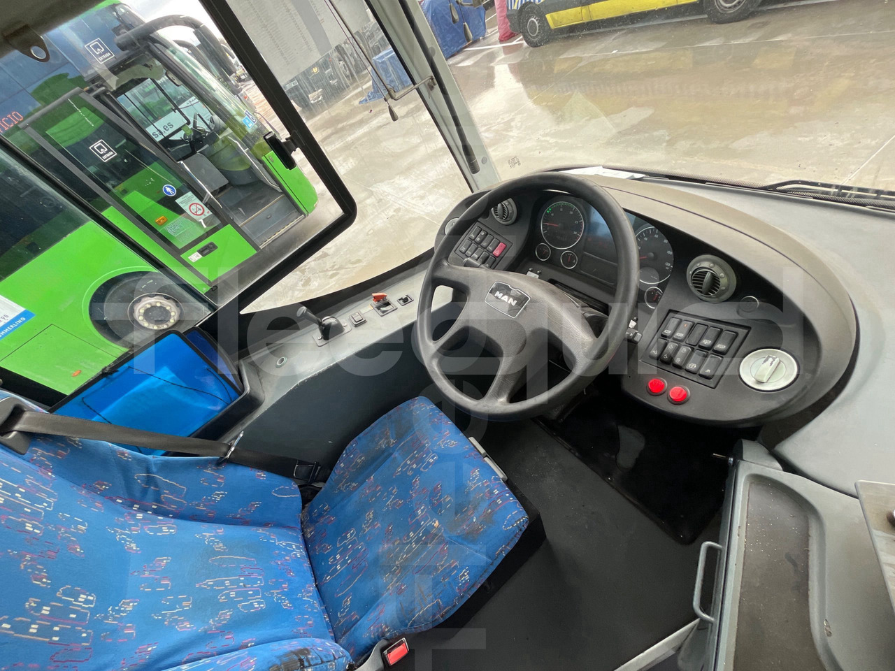 Prímestský autobus Man Castrosua: obrázok 22 Prímestský autobus Man Castrosua: obrázok 22