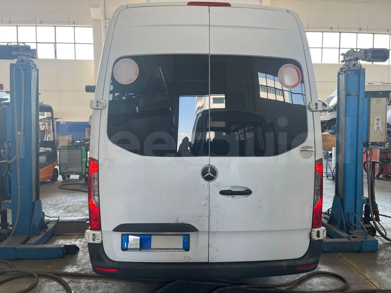 Mercedes-Benz Sprinter - Minibus, Mikrobus: obrázok 5 Mercedes-Benz Sprinter - Minibus, Mikrobus: obrázok 5