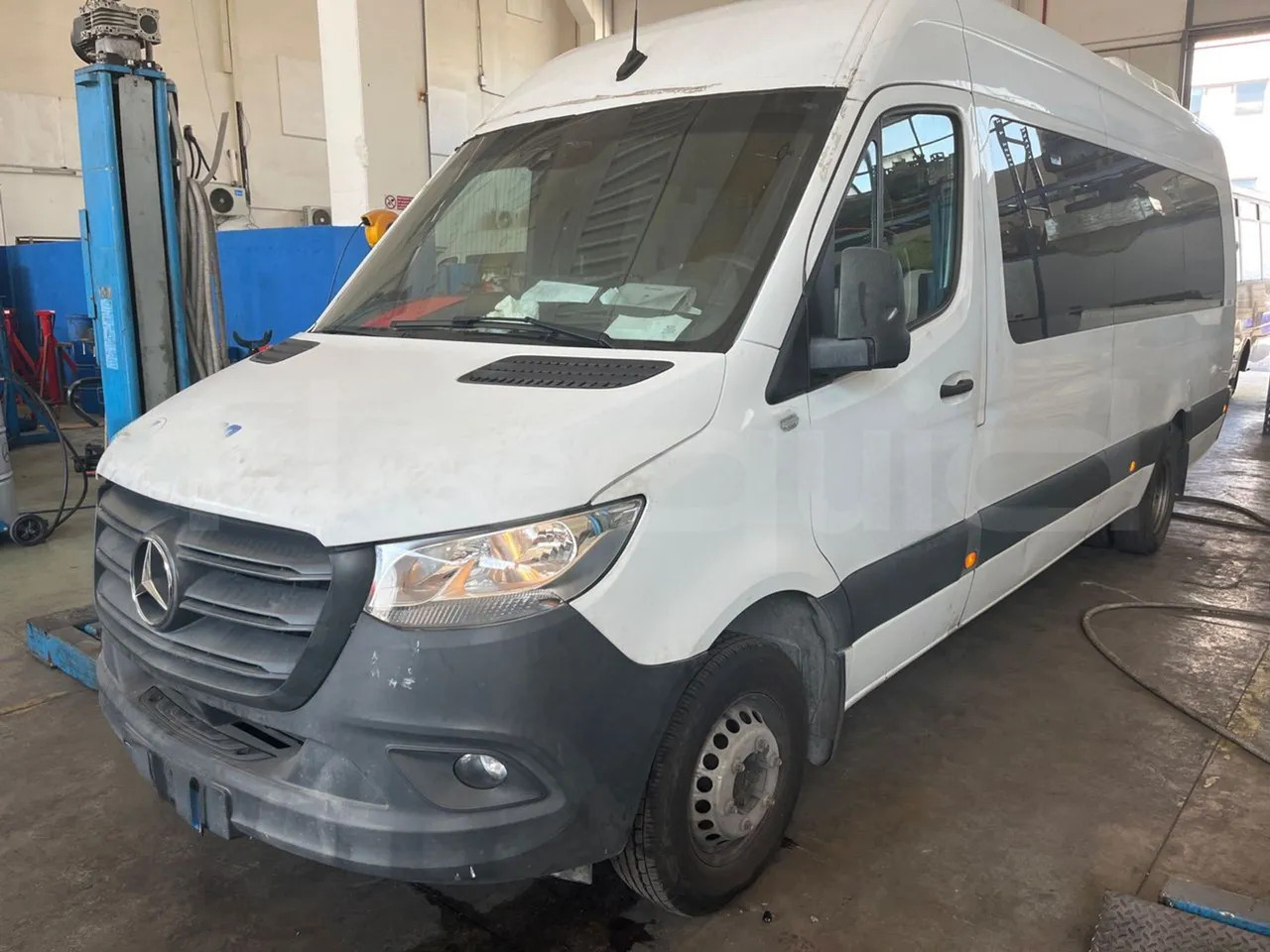 Mercedes-Benz Sprinter - Minibus, Mikrobus: obrázok 4 Mercedes-Benz Sprinter - Minibus, Mikrobus: obrázok 4