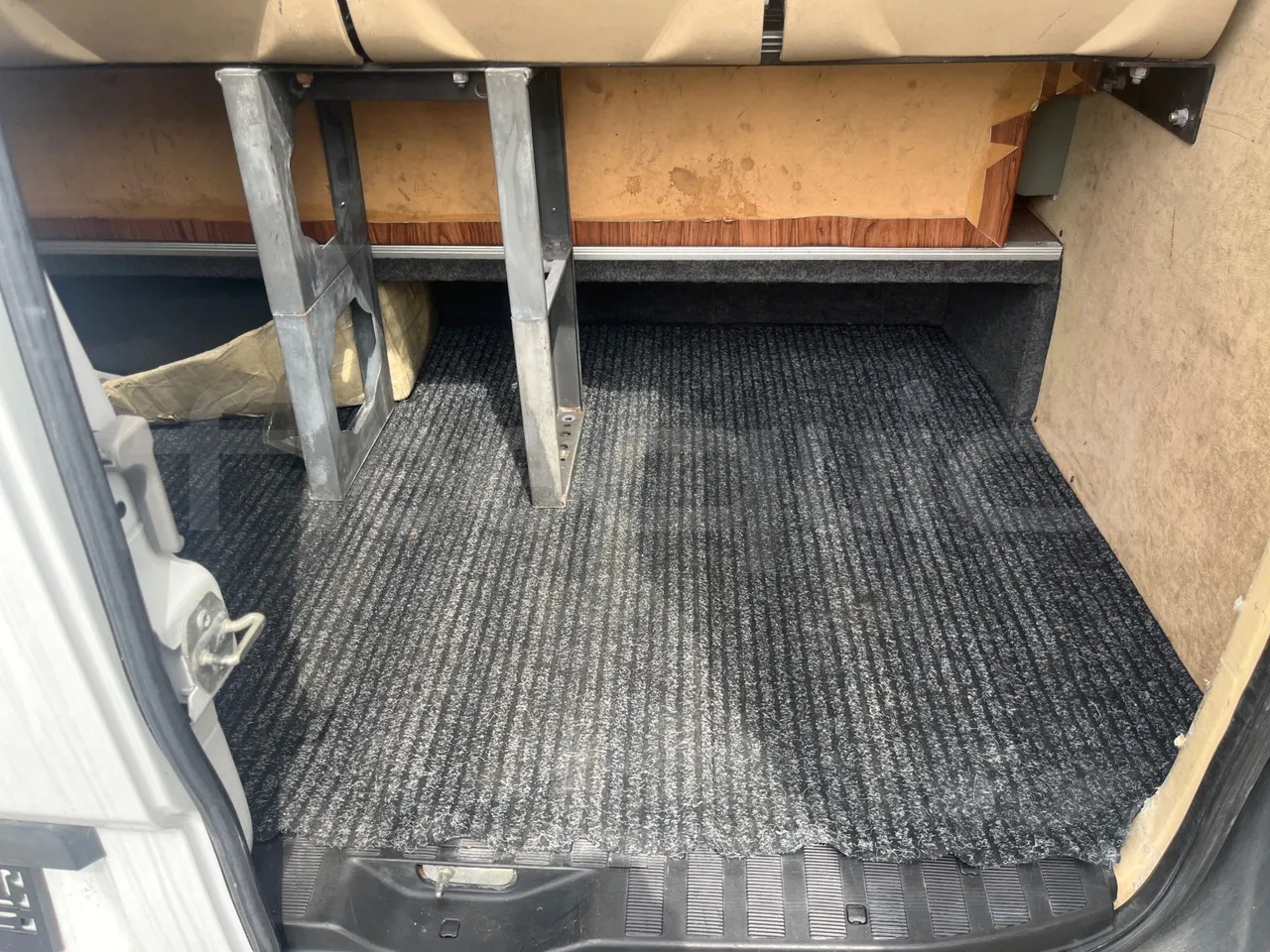 Mercedes-Benz Sprinter - Autokar: obrázok 5 Mercedes-Benz Sprinter - Autokar: obrázok 5