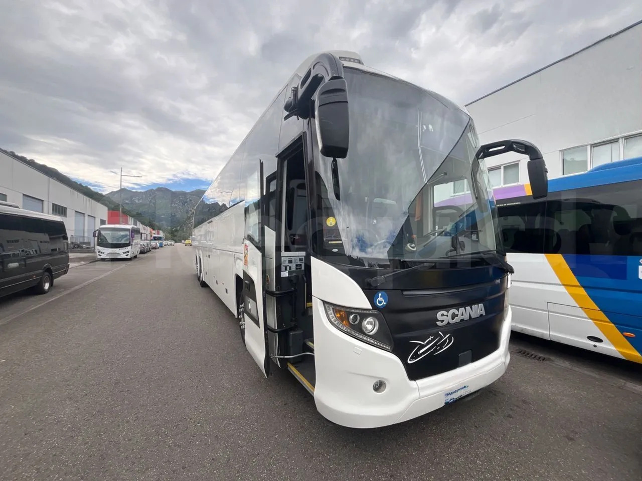 Scania Touring HD - Autokar: obrázok 1 Scania Touring HD - Autokar: obrázok 1