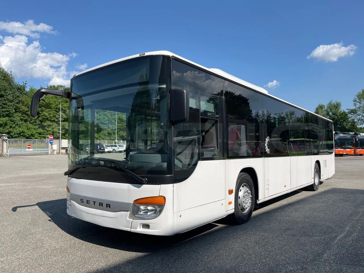 Setra S415 - Mestský autobus: obrázok 3 Setra S415 - Mestský autobus: obrázok 3