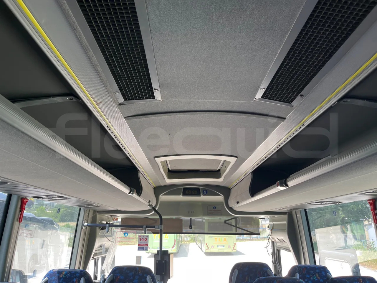 Prímestský autobus Temsa Safari: obrázok 13