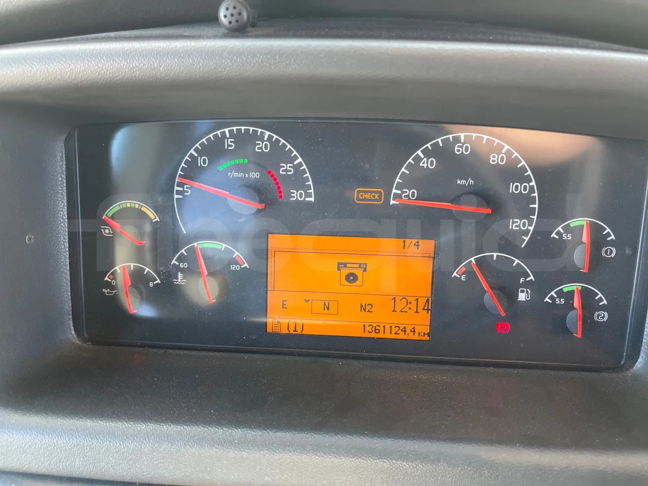 Volvo B12B - Autokar: obrázok 3 Volvo B12B - Autokar: obrázok 3